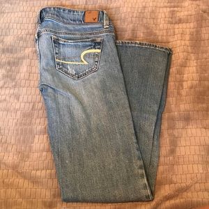 Slim boot jeans